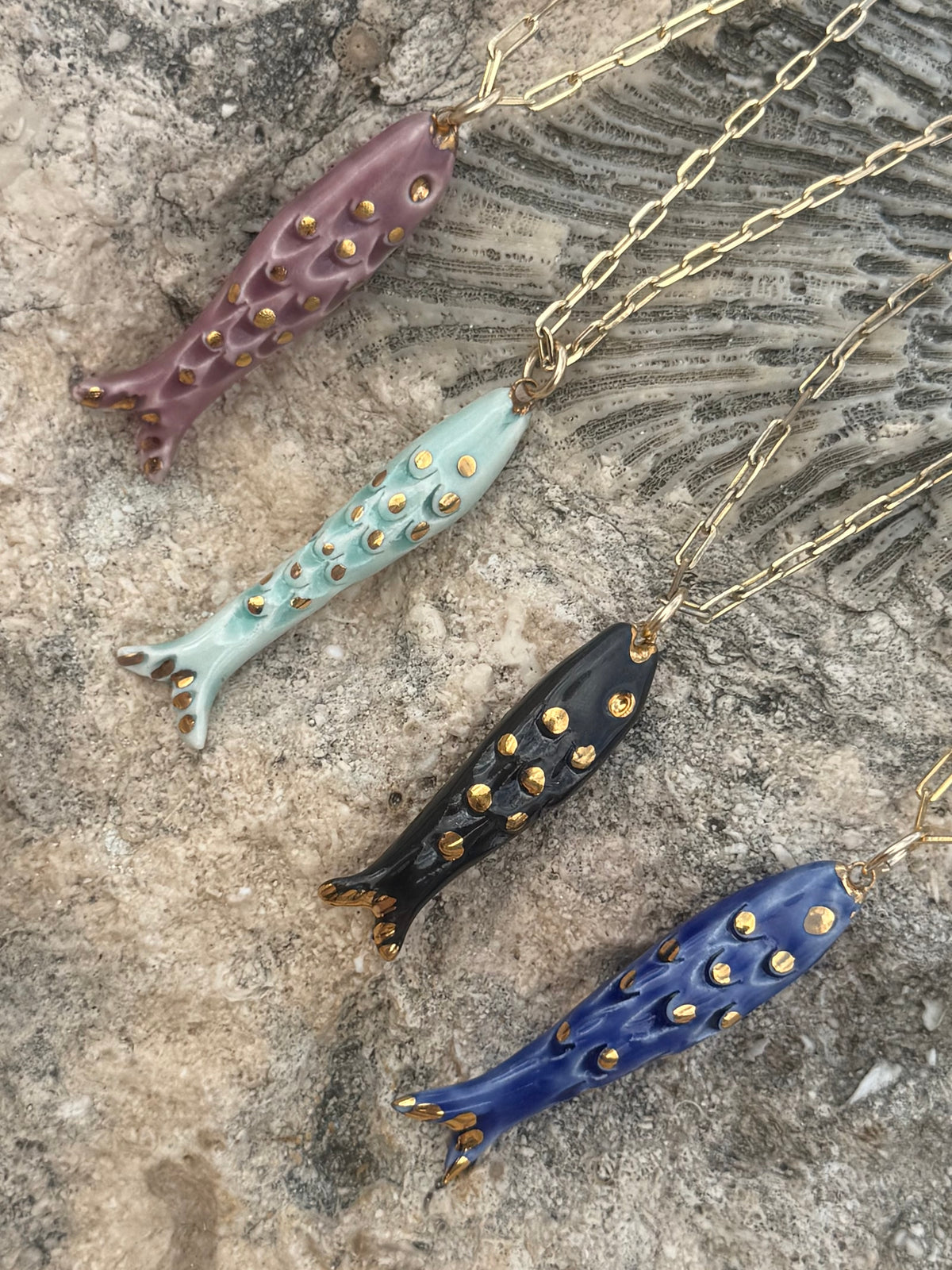 Catch Necklace Royal Blue