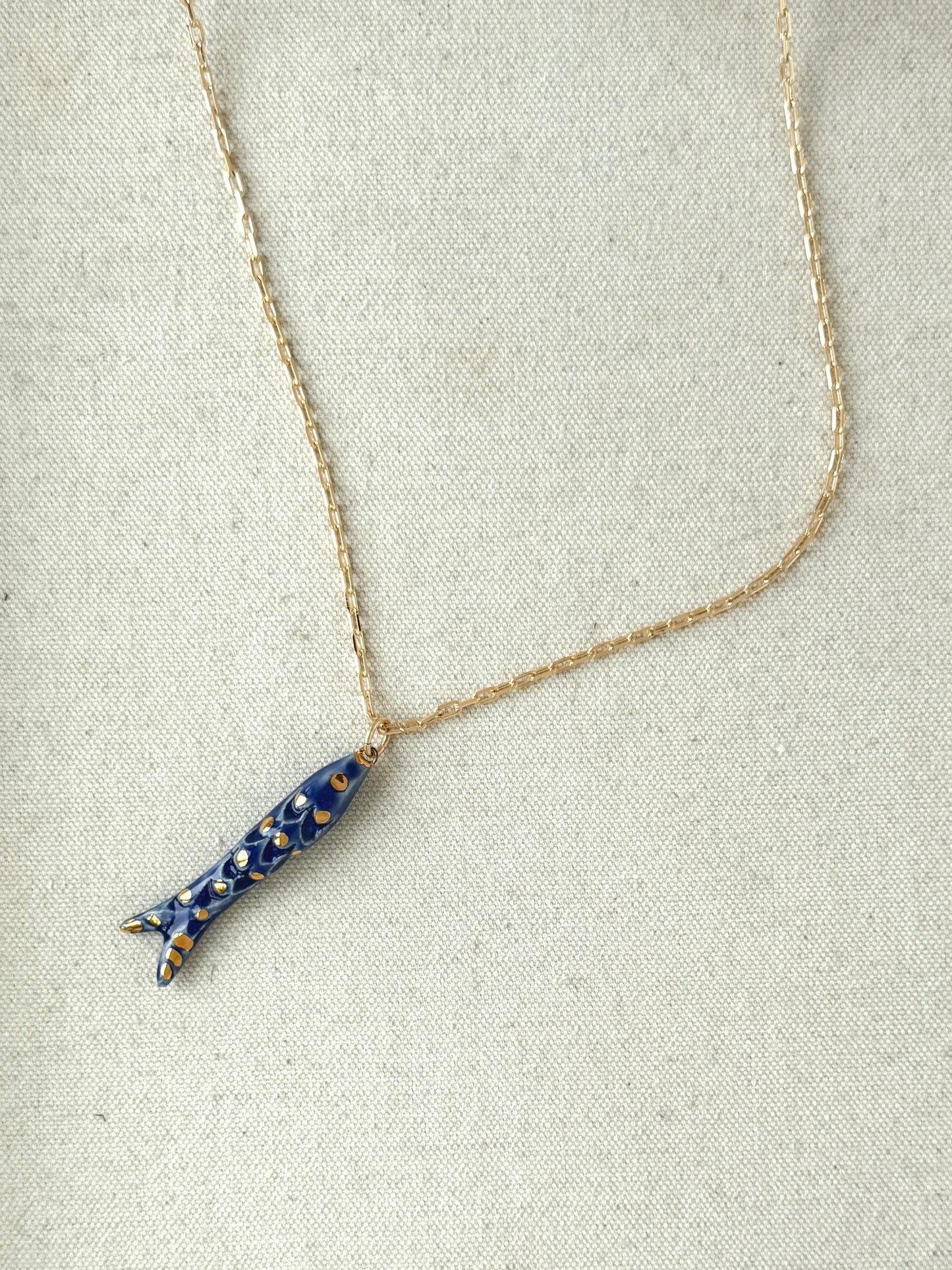 Catch Necklace Royal Blue