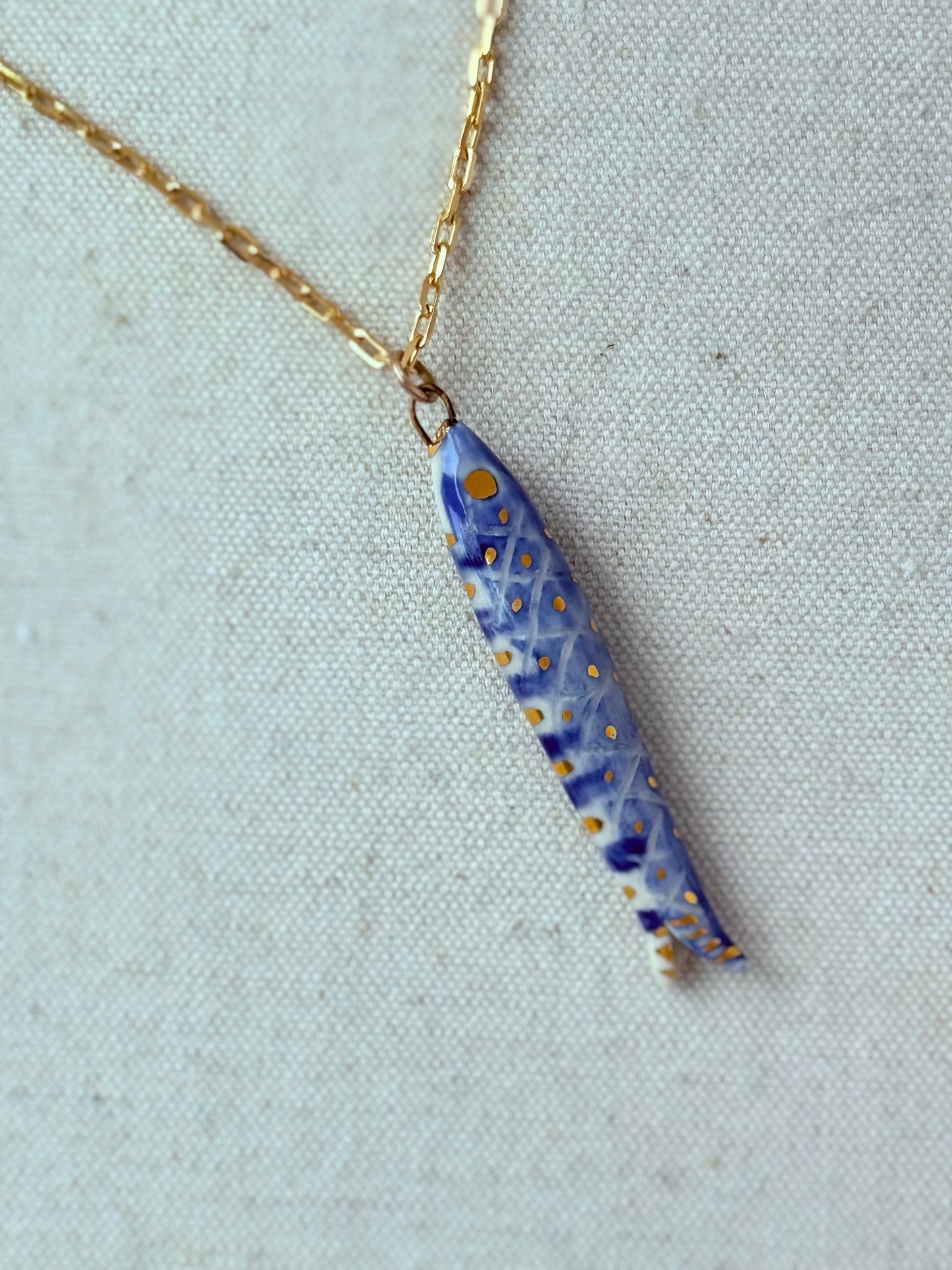 Catch Necklace #11