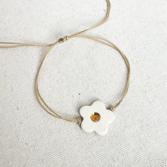 Daisy Bracelets Sand1.jpg