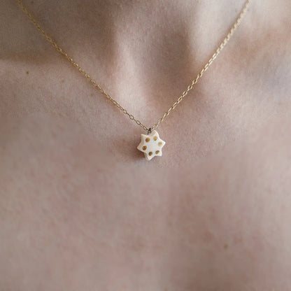 Tiny Magen necklace